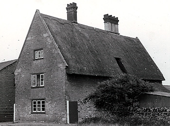 Village Farmhouse 1962 [Z53/82/9]